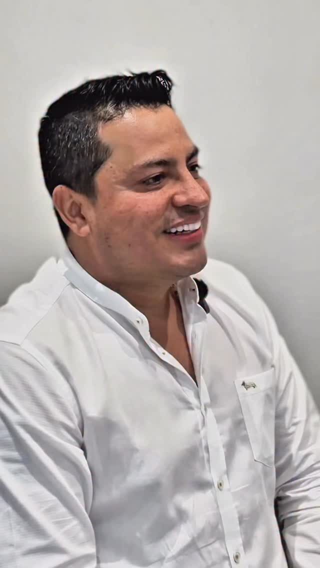 Instagram post from nidiaperezodontologa. This post is in position 3.